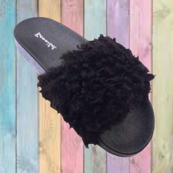 Shoes - Black Fuzzy Faux Fur Non-Slip Slides Shoes